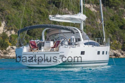 Jeanneau 64 Spesifikasjoner og anmeldelser